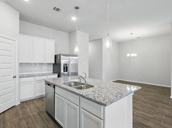 13073  Yellowstone Way , Providence Village Texas 76227