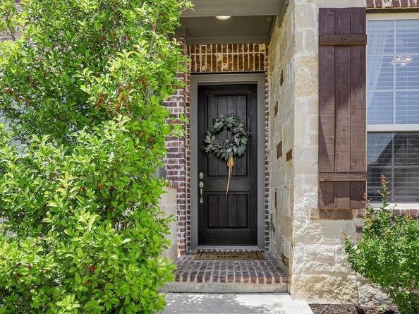 1016  Lamp Post Lane , Argyle Texas 76226