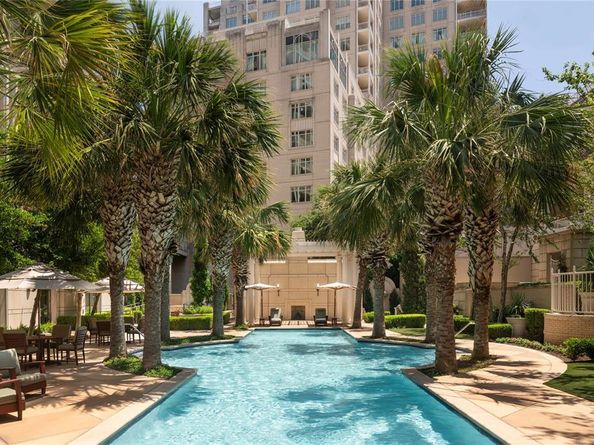2555 N Pearl Street  1803, Dallas Texas 75201