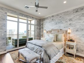 2555 N Pearl Street  1803, Dallas Texas 75201