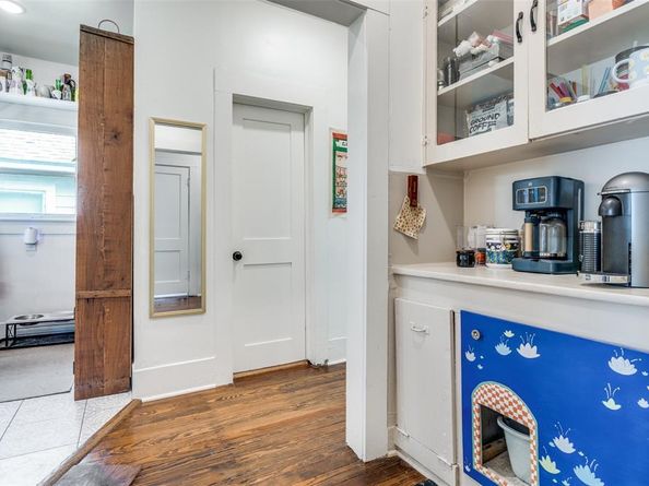 3236  Travis Avenue , Fort Worth Texas 76110