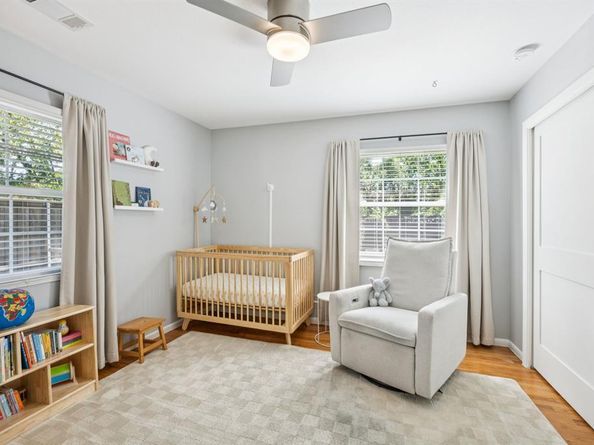 1820  Naylor Street , Dallas Texas 75228