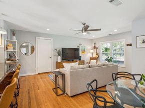 1820  Naylor Street , Dallas Texas 75228