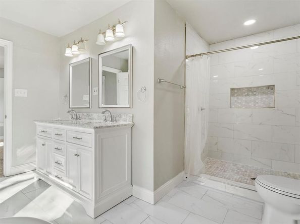 3240  Lipscomb Street , Fort Worth Texas 76110
