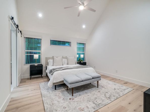 9011  San Fernando Way , Dallas Texas 75218