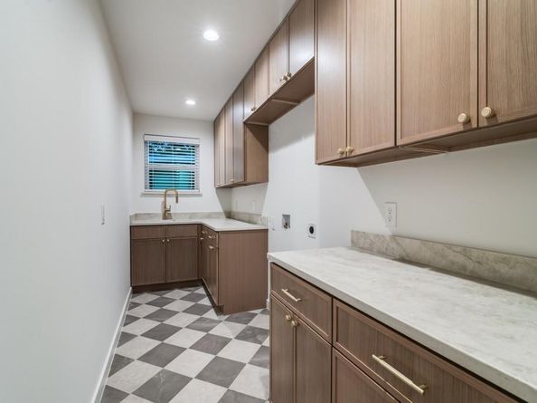 9011  San Fernando Way , Dallas Texas 75218