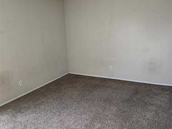 934  Meadowdale Circle , Garland Texas 75043