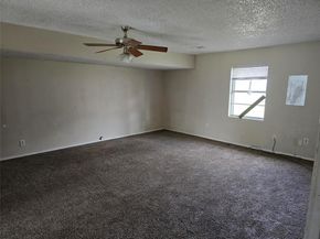 934  Meadowdale Circle , Garland Texas 75043