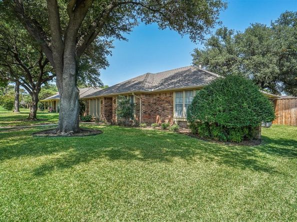 1925  Glen Hill Drive , Carrollton Texas 75007