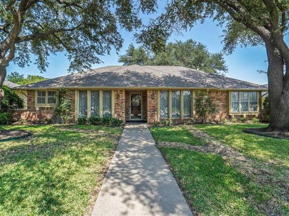 1925  Glen Hill Drive , Carrollton Texas 75007