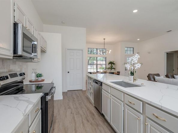 621  Drexel Drive , Grapevine Texas 76051