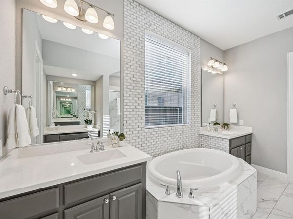 16405  Cullen Park Way , Prosper Texas 75078
