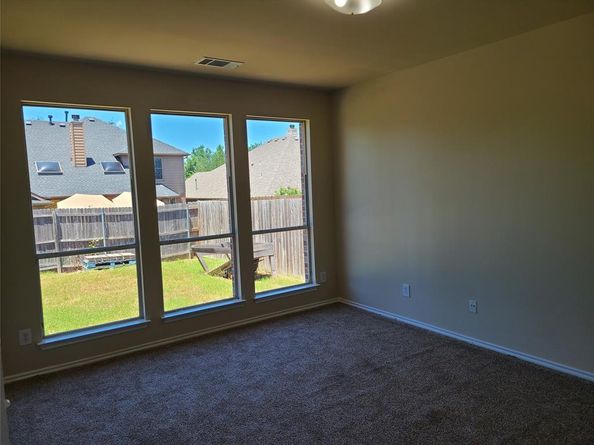 9925  Bull Run , Fort Worth Texas 76177