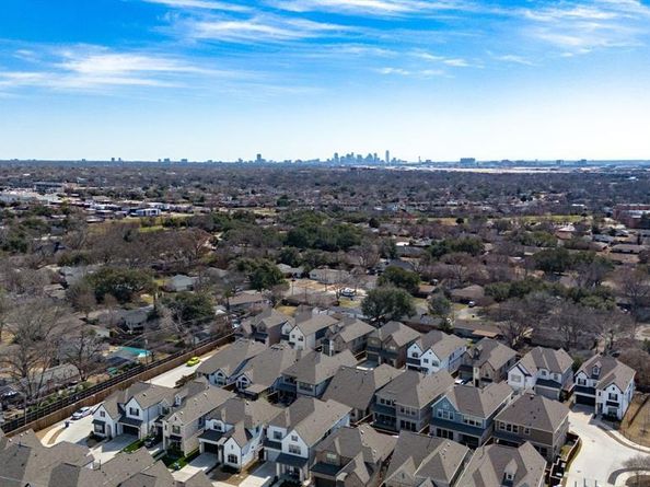 3448  Rosebud Park Lane , Dallas Texas 75229