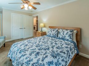 804  Beechcraft Avenue , Grand Prairie Texas 75051
