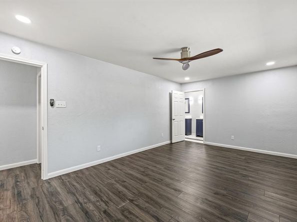 1501  Cecil Drive , Carrollton Texas 75006