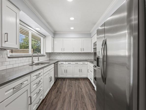 1501  Cecil Drive , Carrollton Texas 75006
