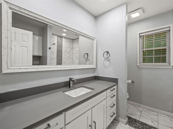 1501  Cecil Drive , Carrollton Texas 75006