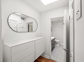 4310  Bowser Avenue  113, Dallas Texas 75219