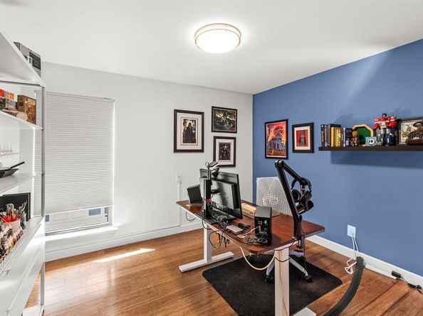 4310  Bowser Avenue  113, Dallas Texas 75219