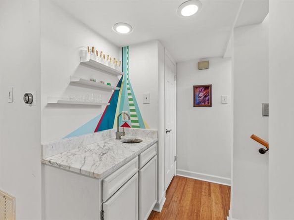 4310  Bowser Avenue  113, Dallas Texas 75219