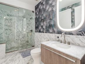 3130 N Harwood Street  2304, Dallas Texas 75201
