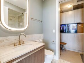 3130 N Harwood Street  2304, Dallas Texas 75201