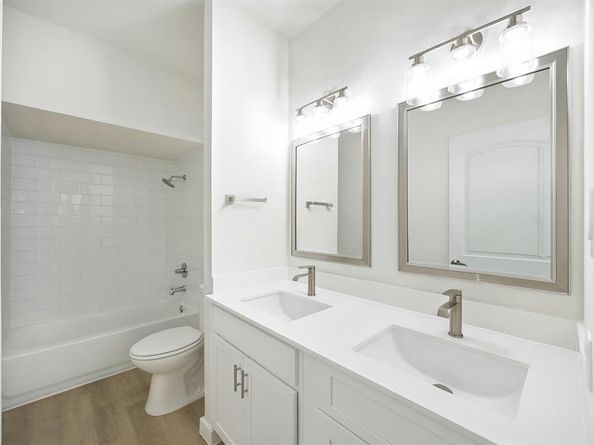 5200  Keller Springs Road  313, Dallas Texas 75248