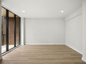 5200  Keller Springs Road  313, Dallas Texas 75248
