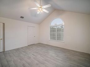 6132  Haley Lane , Fort Worth Texas 76132