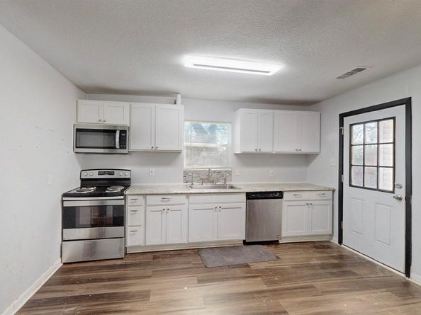 4324  Forbes Street , Fort Worth Texas 76105