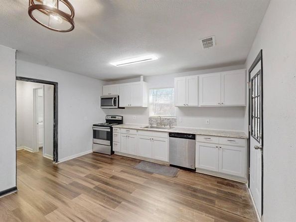 4324  Forbes Street , Fort Worth Texas 76105