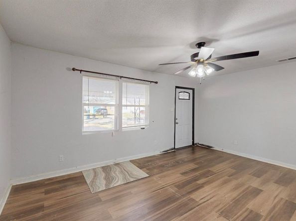 4324  Forbes Street , Fort Worth Texas 76105