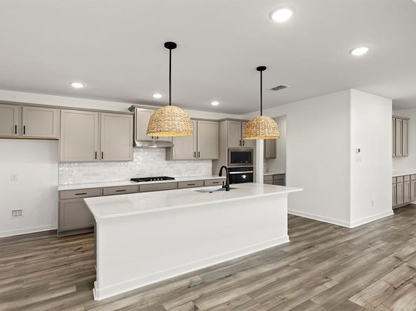 1420  Clare Court , Celina Texas 75009