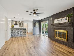 1722  Robin Lane , Garland Texas 75042