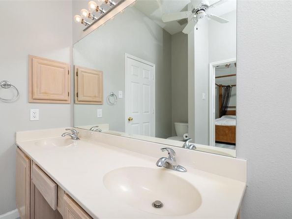 925  Ponderosa Creek , Plano Texas 75023