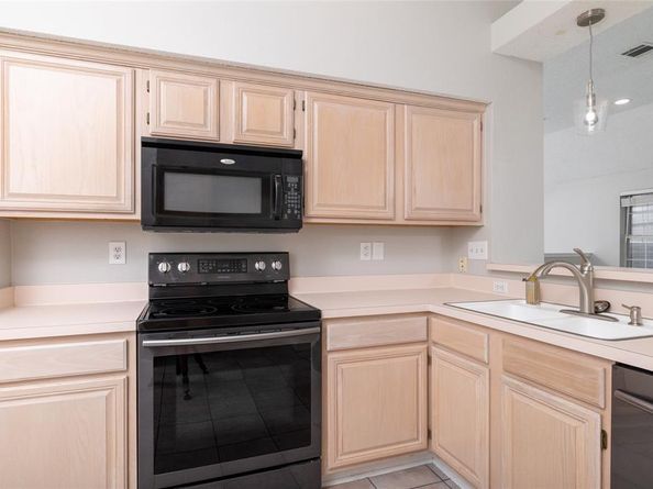 925  Ponderosa Creek , Plano Texas 75023