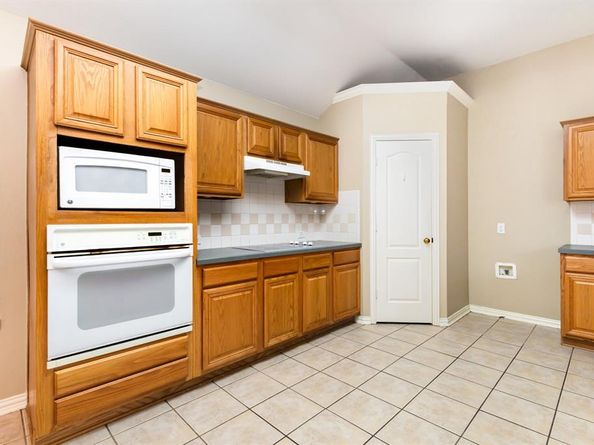 706  Seminole Trail , Allen Texas 75002