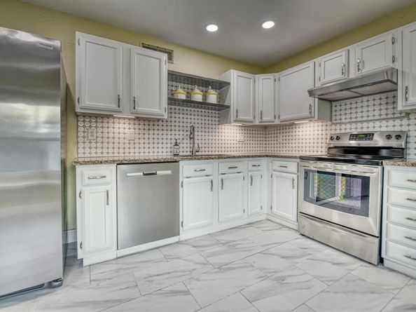 2513  Poplar Trail , Garland Texas 75042