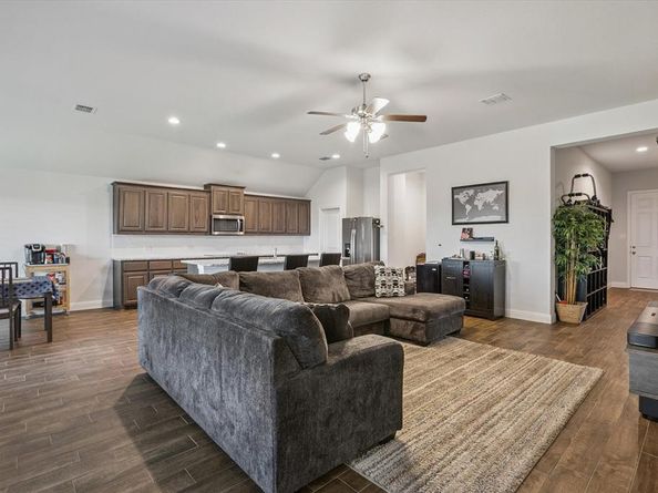 11757  Elko Lane , Fort Worth Texas 76108