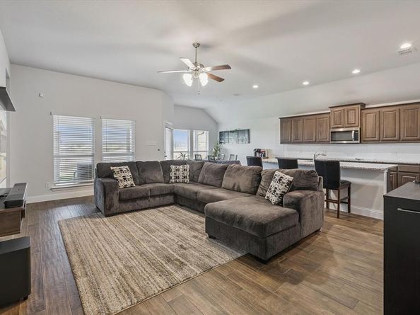 11757  Elko Lane , Fort Worth Texas 76108