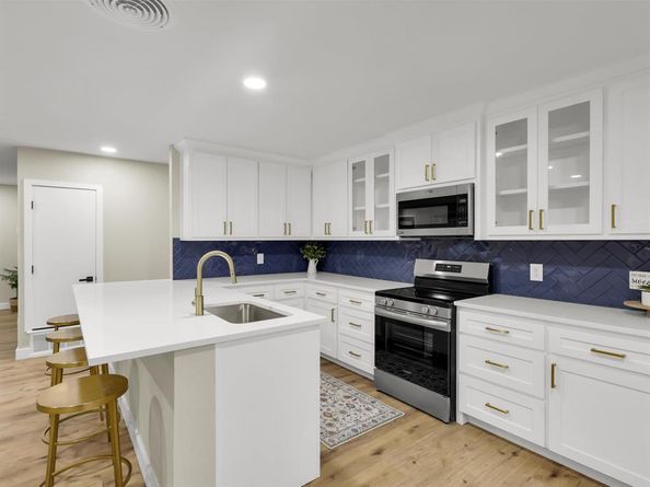 6005  Saint Johns Lane , Fort Worth Texas 76114