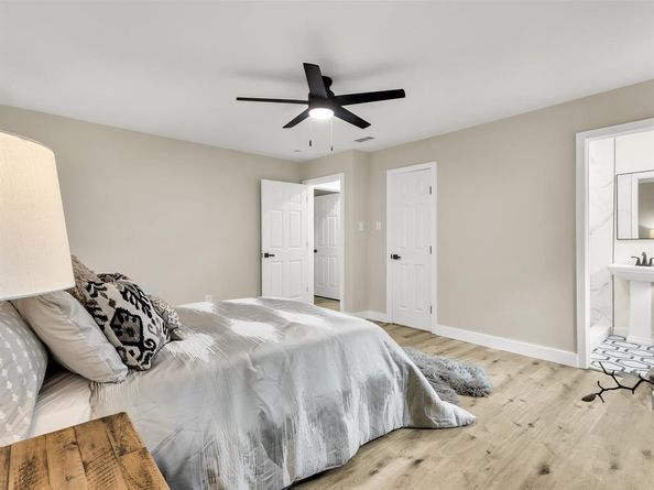 6005  Saint Johns Lane , Fort Worth Texas 76114