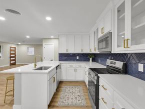 6005  Saint Johns Lane , Fort Worth Texas 76114