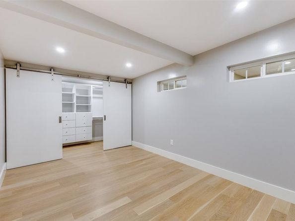 9755  Van Dyke Road , Dallas Texas 75218