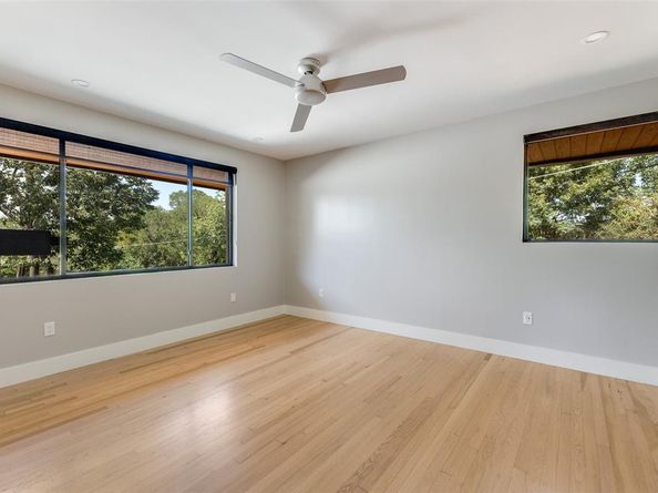9755  Van Dyke Road , Dallas Texas 75218