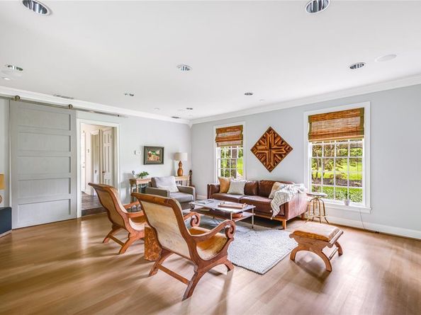 4  Nonesuch Road , Dallas Texas 75214
