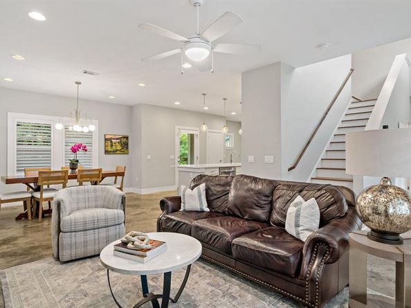 626  Culpepper Place , Dallas Texas 75208