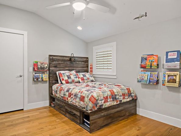 626  Culpepper Place , Dallas Texas 75208