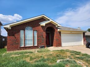 2374  Stagecoach Street , Fort Worth Texas 76133